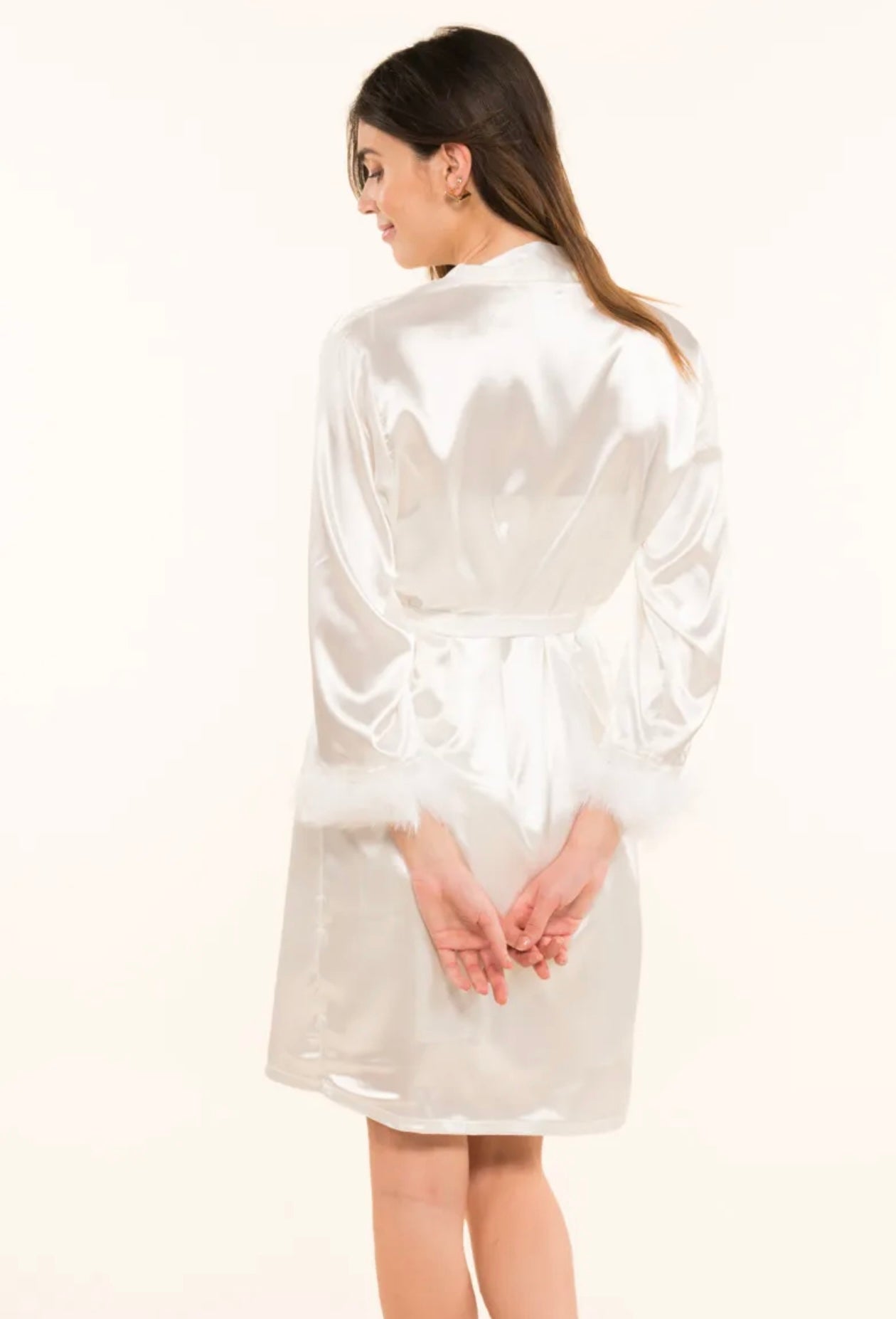 Nuisette + peignoir à plumes blanche